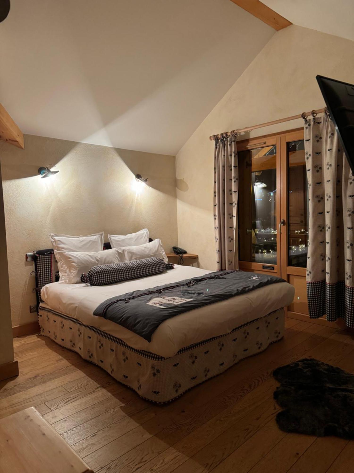 Mont-Saxonnex Hotel Le Jalouvre מראה חיצוני תמונה